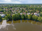 Direkte Wasserlage: Traditionsreiches Mehrfamilienhaus nebst Gartenhaus am Boddensee - 10