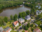 Direkte Wasserlage: Traditionsreiches Mehrfamilienhaus nebst Gartenhaus am Boddensee - 2