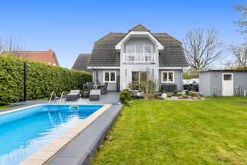Urlaubsfeeling Pur! Ihr Traum vom Haus mit Pool und großem Garten wird endlich wahr, 15831 Blankenfelde-Mahlow, Einfamilienhaus