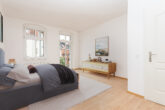 Bezugsfreie Altbau-Wohnung im Samariter-Kiez mit Sonnenbalkon - Schlafzimmer Visualisiert