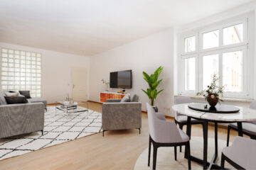 Bezugsfreie Altbau-Wohnung im Samariter-Kiez mit Sonnenbalkon, 10249 Berlin, Etagenwohnung
