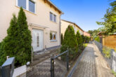 Sofort Bezugsfrei: Reihenendhaus mit hübschem Garten & 2 PKW-Stellplätzen in Lichterfelde - 14